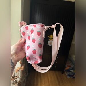 SOLD!! Pink Strawberry Daisy Hydrojug Shaker Sleeve